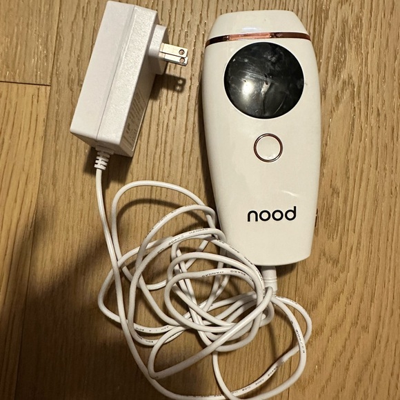 Nood White Hair Removal Device - Picture 1 of 3